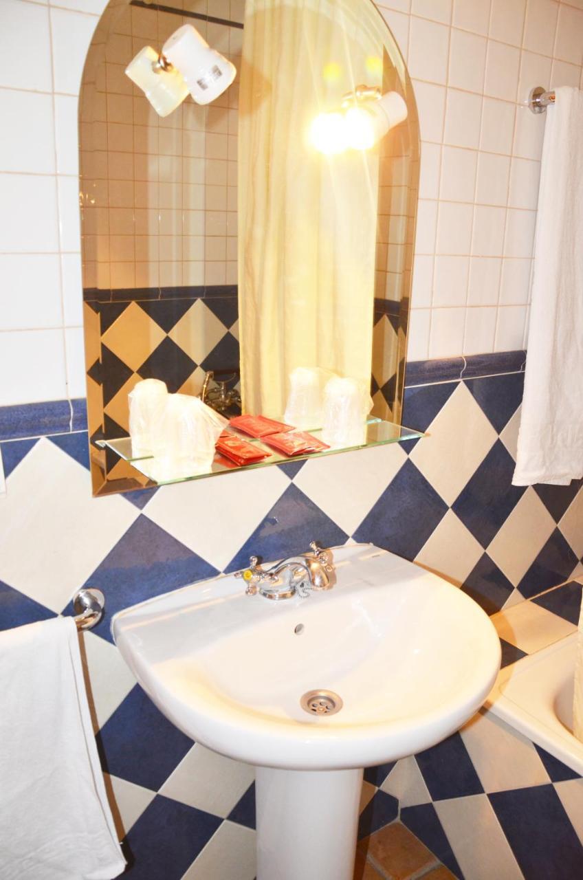 Hostal Restaurante El Parador Alcaracejos Eksteriør billede